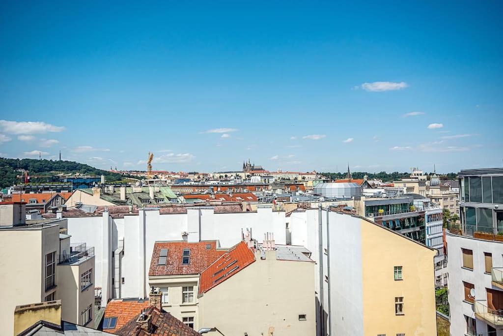Apartamento Shiny Rooftop With Free Garage