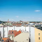 Shiny Rooftop Apart With Free Garage